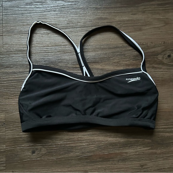 Speedo Black bikini top with White Trim - Picture 1 of 5